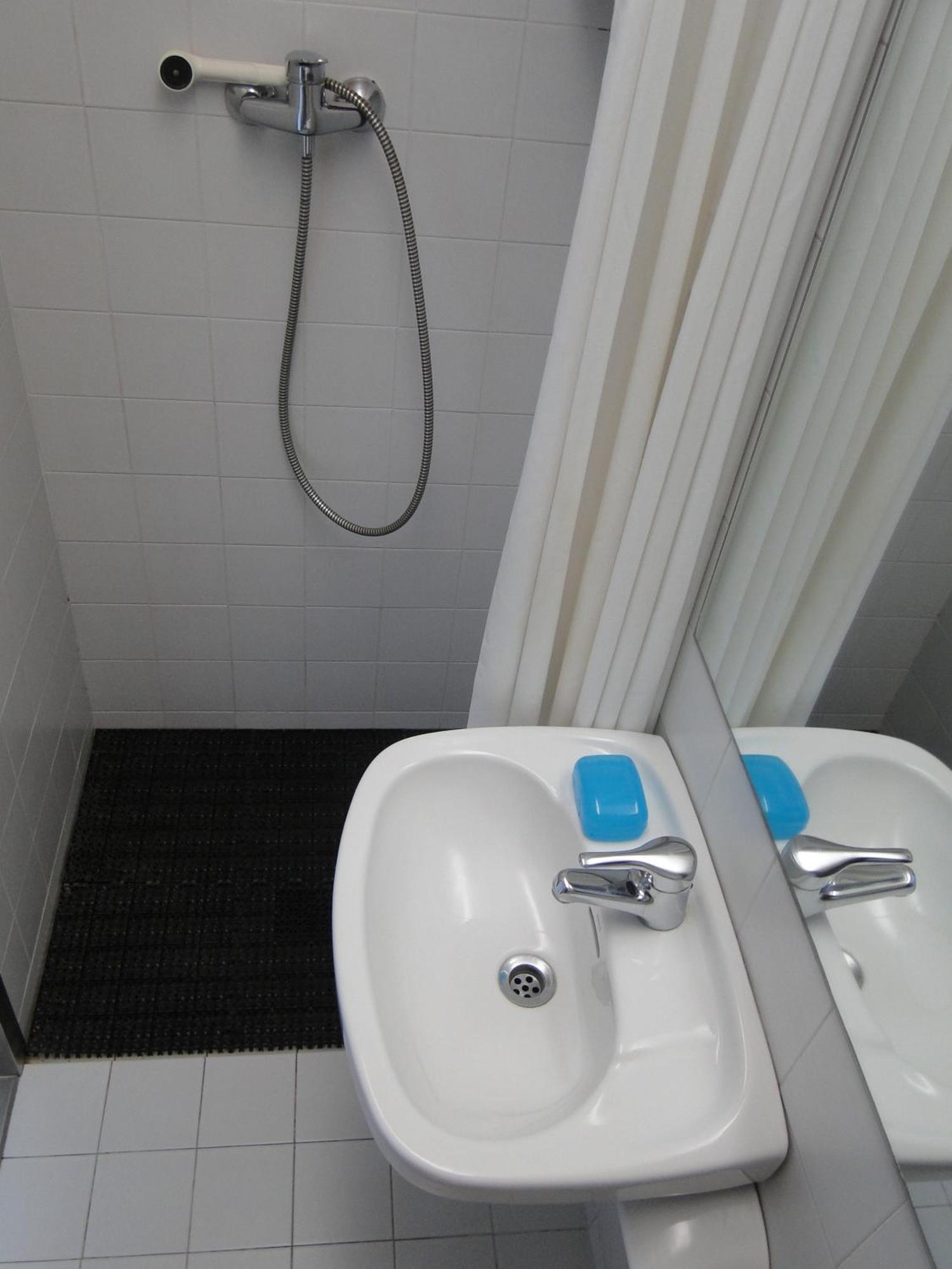 Residencia Universitaria Sant Joan Hotel Reus Buitenkant foto